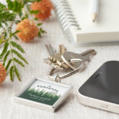 ファミリーネームキャビンロケーションパインツリーフォレスト広場 キーホルダー (側面)