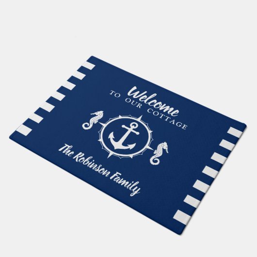 ファミリーネームパーソナライズされたシーホースいかりコテージ ドアマット (アングル)