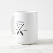 ファミリーネームパーソナライズされたレイクハウスサイン コーヒーマグカップ (正面左)