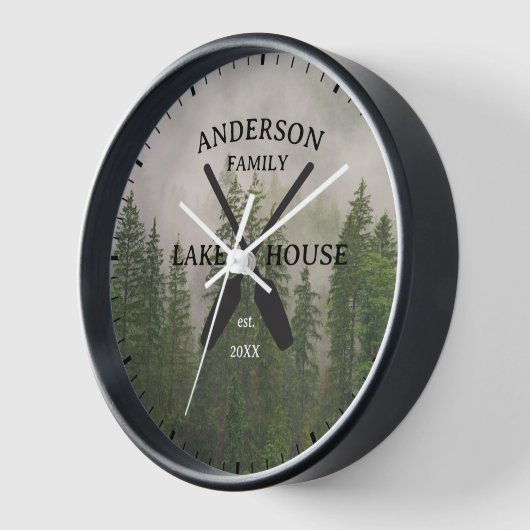 ファミリーネームパーソナライズされたレイクハウス 壁時計 (傾斜)