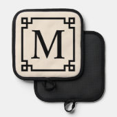 ファミリーネームモノグラムとシックなギリシャ鍵縁ど 鍋敷き (正面/裏面)