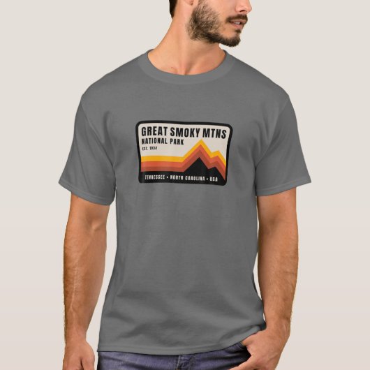 ファミリーバケーションギフト素晴らし- Smoky Mountains Natio Tシャツ (正面)