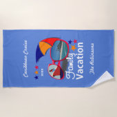 ファミリーバケーションクルーズグラフィパーソナライズされたック ビーチタオル (正面)