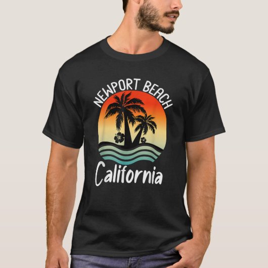 ファミリーバケーションズ2021 California NewportビーチRet Tシャツ (正面)