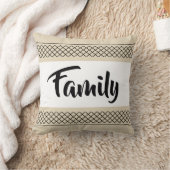 ファミリーパターンプリントスタイリッシュタイポグラフィベージュ クッション (ブランケット)