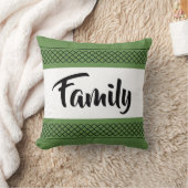 ファミリーパターンプリントスタイリッシュタイポグラフィモスグリーン クッション (ブランケット)
