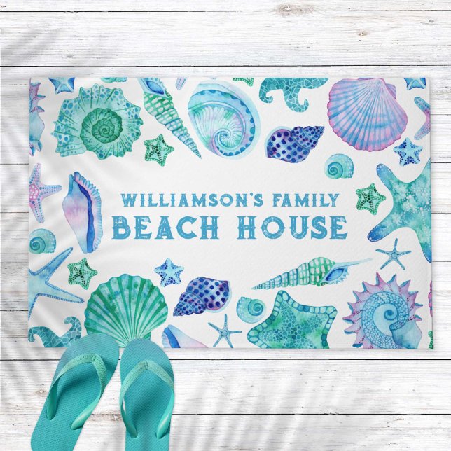 ファミリービーチハウスブルーサマーシーシェル ドアマット (Family Beach House Blue Summer Sea Shells Doormat)