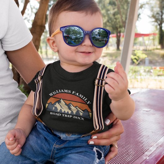 ファミリーロードトリップバケーションマウンテンズカスタム懇親会 ベビーTシャツ