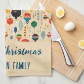 ファミリー名かわいいレトロオーナメント伝統的クリスマス キッチンタオル (四つ折り)