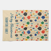 ファミリー名かわいいレトロオーナメント伝統的クリスマス キッチンタオル (横)