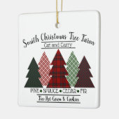 ファミリー名クリスマスツリーファームレッドグリーンプレイドCe セラミックオーナメント (左)