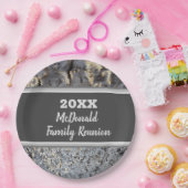 ファミリー懇親会スネークスキンパターングレーブラックモザイク ペーパープレート (パーティー)