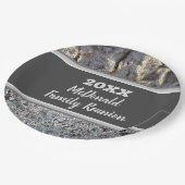 ファミリー懇親会スネークスキンパターングレーブラックモザイク ペーパープレート (アングル)