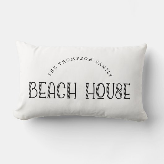 ファミリー素朴ネームビーチハウス文字ホワイト ランバークッション (正面)