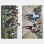 ファミリー4フォトコラージュ名前をカスタムするグリーンクリスマス フリースブランケット (正面(横))