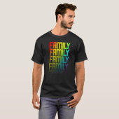 ファミリーLgbtq+レインボーゲイプライド文字フェードグラフィック Tシャツ (正面フル)