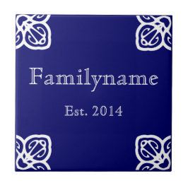 ファミリ名スペインの – 青の上に白 タイル