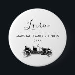 ファミリ懇親会名タグ（Vintage Car付き） 缶バッジ<br><div class="desc">このかわいいバッジは、家族の懇親会にぴったりの名札で、お土産にもな素晴らしります。イベント後のお土産です。</div>