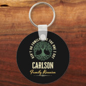 ファミリ懇親会2025マッチングデザイン- Carlson キーホルダー (正面)