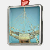 ファラオのボートの1隻のモデル メタルオーナメント (左)