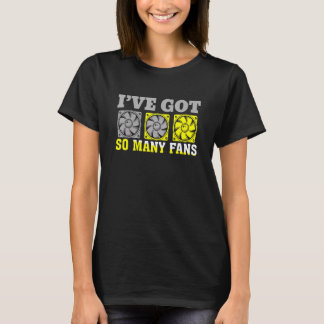 ファンがたくさんいるPC自作マニア Tシャツ