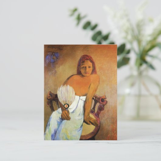 ファンのはがきを持つゴーギャンの少女 ポストカード (スタンド正面)