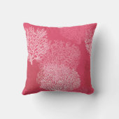 ファンの珊瑚のプリント、珊瑚のピンクの色合い クッション (裏面)
