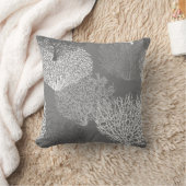 ファンの珊瑚のプリント、銀製灰色/灰色の色合い クッション (ブランケット)