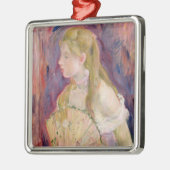 ファンを持つ若い女の子、1893年 メタルオーナメント (左)
