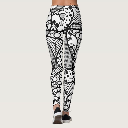 ファンキーで、アートで、黒く及び白いパターン抽象芸術4 レギンス (裏面)