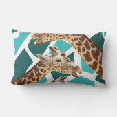 ファンキーなキリンのプリントのティール(緑がかった色)の青い野生動物パターン ランバークッション (裏面)