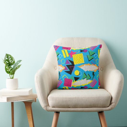 ファンキーな80sメンフィスのスタイルの抽象芸術の明るい色 クッション (椅子)