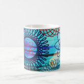 ファンキーなSpirograph幾何学的なパターン青いデザイン コーヒーマグカップ (中央)