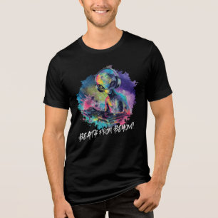 ファンキーエイリアンDJ - カラフルなスペースミュージック - 白いテキスト トライブレンドＴシャツ