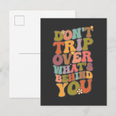 ファンキー レトロ 後ろに何があるか注意して インビテーションポストカード (正面/裏面)