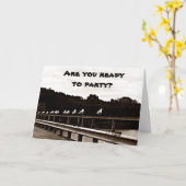 **ファンキーBIRDS**単なる「おもしろい」誕生日おもしろい カード (黄色い花)