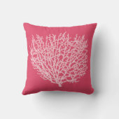 ファンコーラルプリント淡い色のピンクオン深いコーラルピンク クッション (裏面)