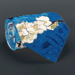 ファンゴッホアーモンドフラムス明るいターコイズ ネクタイ<br><div class="desc">ターコイズアーモンドの花の結婚式、ベビーシャワー、または春パーティーのための贈り物：美しいソフトベージュのアーモンドの花のネクタイでスタイルを高めるビンセント・ヴァン・ゴッホの象徴的なアートワークを穏やかで洗練されたソフトベージュの背景。このネクタイは、クラシックの優雅さのtouchとコーディネートされたファッションを鑑賞するグルーマーまたは個人のための完璧な選択を作るどのようなフォーマルか、または半アンサンブルの時代を超えた魅力と芸術性を醸し出す。あなたはの特別な結婚イベントの準備や、単に最も近い友達に表現対する感謝の気持ちなど、クラシックアートとコーディネートされたスタイルの本質を捉えている。あなたのgroomsmenを彼らが大切にし、プライドとの衣服を与えるギフトに扱う祝春の美しいと表現の魅力芸術的。マッチするカフリンクを見つけてセットにする！ベージュエレガントアーモンドの花のネクタイとカフリンクセット、完璧なgroomsmenギフト。あなたのgroomsmenを彼らが大切にするギフトに扱い、プライド、クラシックアートの魅力祝とコーディネートされたファッションとの衣服。時代を超越したグルメ・ギフト、ベージュ・アーモンドの花タイとカフリンク、ヴィンセント・ヴァン・ゴッホのインスパイア・グルメ・ギフト、ベージュ・マッチングセットforグルーミー・ギフト、アーモンドの花はニュートラル・トーン・グルメのアクセサリー、グルメのためのアートのギフトクラシック、ベージュ・アーモンドの花のギフトは、グルメののののの芸術的は、ギフト。 omsmenアクセサリー、ブリデスメイドギフトその他：コーディネートのアクセサリーであなたの結婚式のパーティーのアンサンブルを完了！ピアス、ネックレス、キーホルダー、ベージュアーモンドの花々のネクタイとカフリンズセットにマッチするコンパクトな鏡など、幅広いブリデスメイドギフトを提供していエレガントる。春の美しいとクラシックアートの魅力をブライダルパーティに受け入れよう。グルマンのアンサンブルを完璧に補完するこれらの絶妙な贈り物。</div>