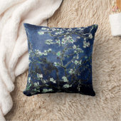 ファンゴッホアーモンド花ミッドナイトブルー クッション (ブランケット)