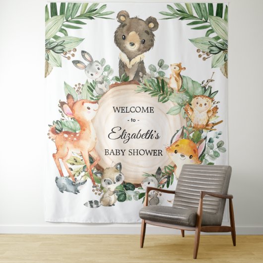 ファンシーなグリーンと森林の赤ちゃん動物のお出迎え タペストリー (インサイチュ)