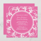 ファンシーな花柄20の最初誕生日の招待の明るい赤紫色 招待状 (正面/裏面)