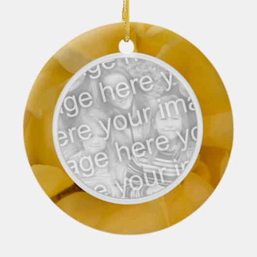 ファンシーな黄色バラの卒業の写真 セラミックオーナメント (裏面)
