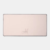 ファンシースタイリッシュ赤面ピンクモノグラムスクリプト デスクマット (正面)