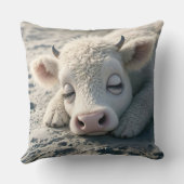 ファンタジーかわいいベビー牛の眠り クッション (裏面)