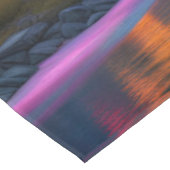 ファンタジーかわいい鮮やかな虹の溶ける滝 テーブルクロス (アングル)