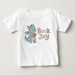 ファンタジーな本の喜びドラゴン 読書好きベビー服  ベビーTシャツ