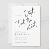 ファンタジーな筆記体の結婚式の招待状 招待状 (正面)