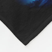 ファンタジーのオオカミの月山 フリースブランケット (角)