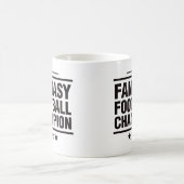 ファンタジーのフットボールのチャンピオン! コーヒーマグカップ (中央)