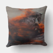 ファンタジーの馬: 雲 クッション (裏面)